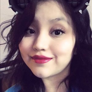 Meet your Posher, Fernanda